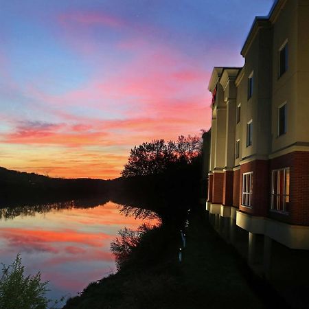 Hampton Inn Owego Exteriér fotografie