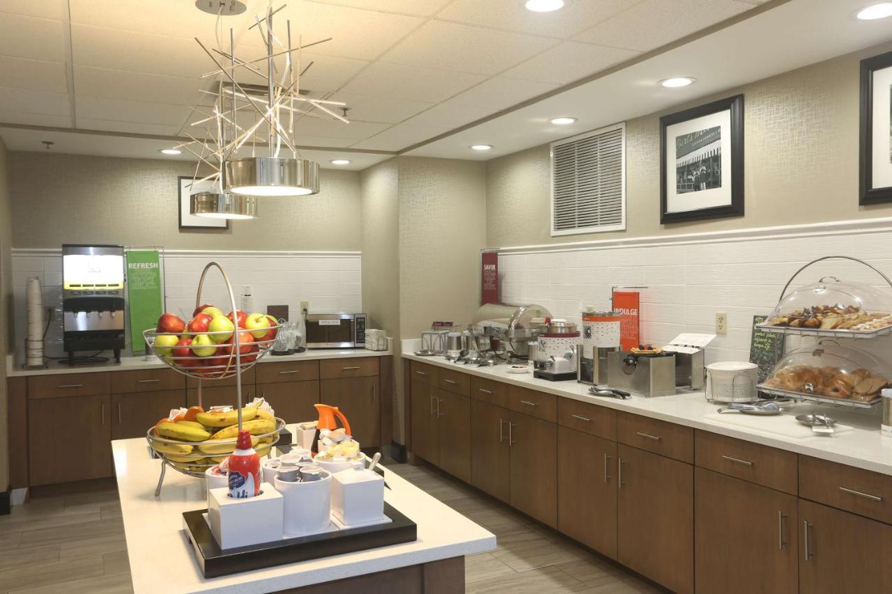 Hampton Inn Owego Exteriér fotografie