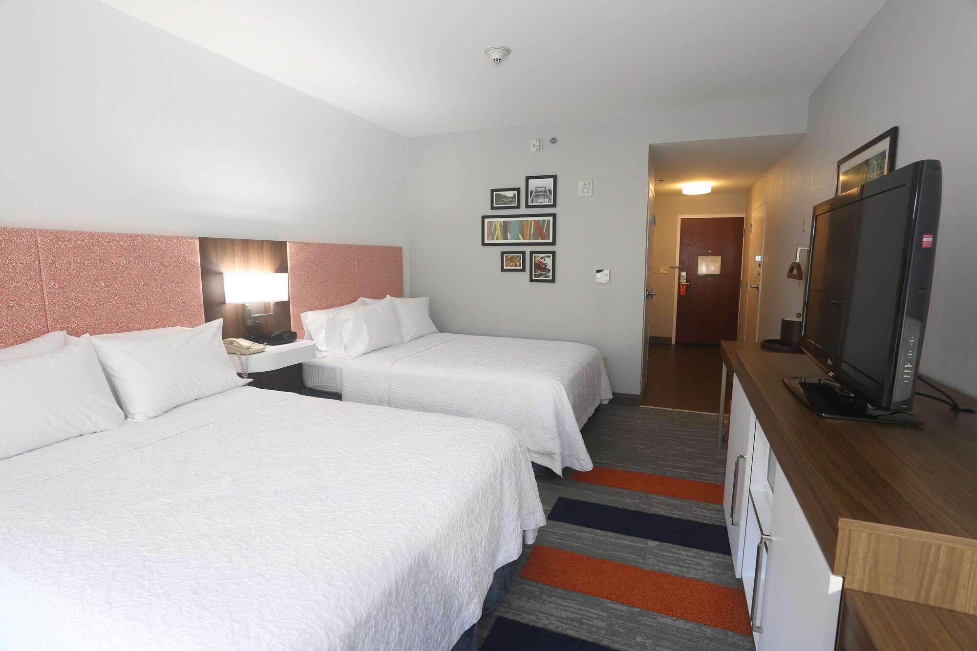 Hampton Inn Owego Exteriér fotografie