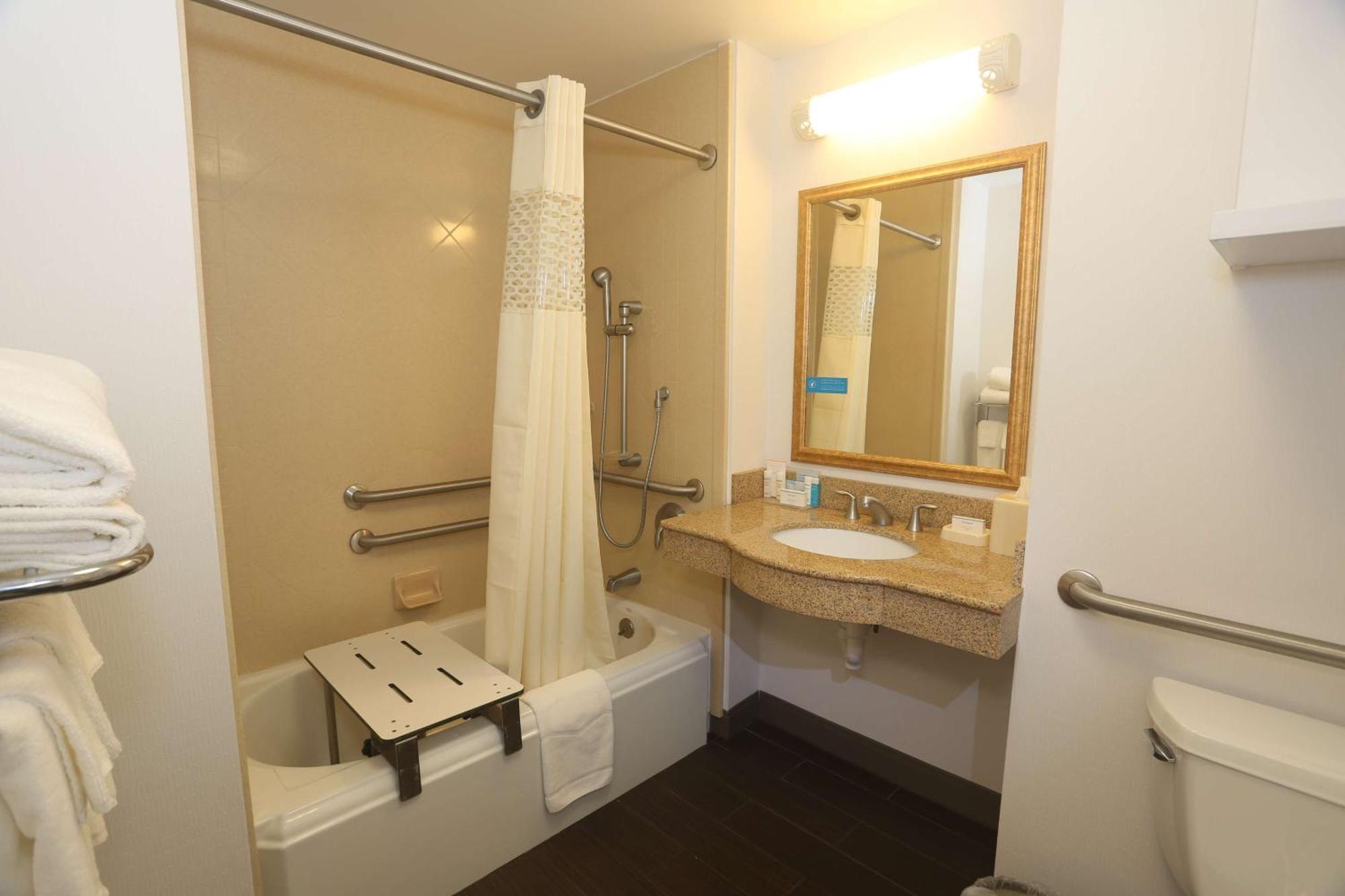 Hampton Inn Owego Exteriér fotografie
